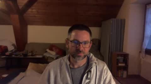 supersquirrel81 online show from 11-29-25, 06:38