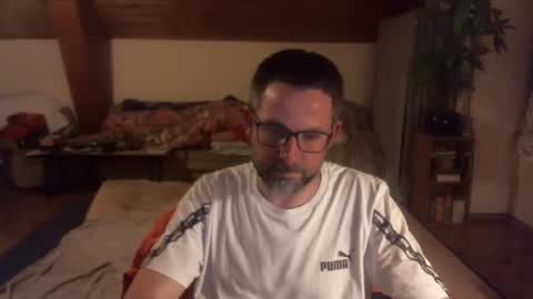 supersquirrel81 online show from 12-16-25, 06:46