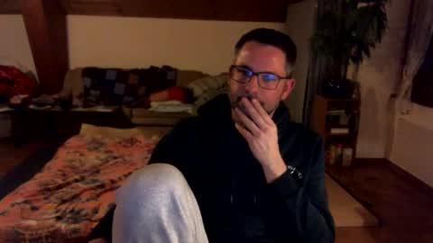 supersquirrel81 online show from 02-19-26, 07:43