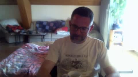 supersquirrel81 online show from 04-11-26, 12:31