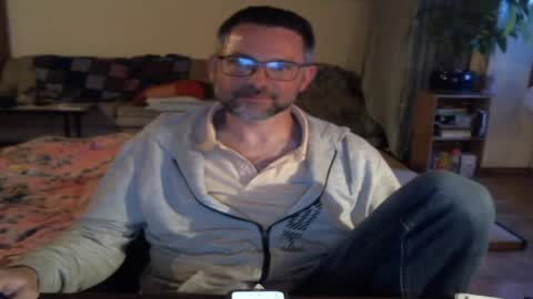 supersquirrel81 online show from 04-19-26, 06:21