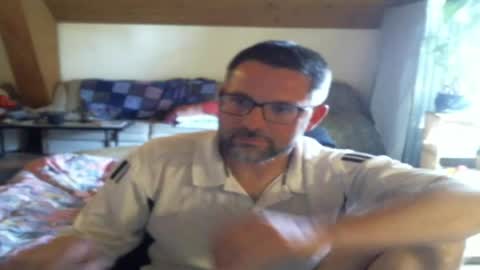 supersquirrel81 online show from 04-25-26, 02:25