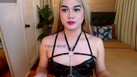 DIANNA online show from 02-06-25, 03:09