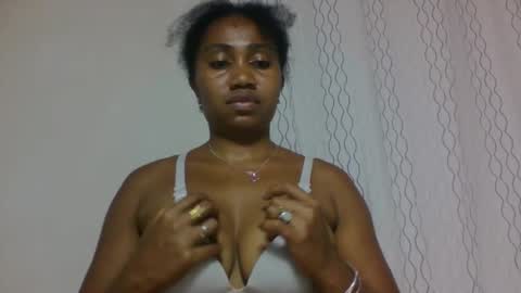 surbelle online show from 04-18-26, 07:58