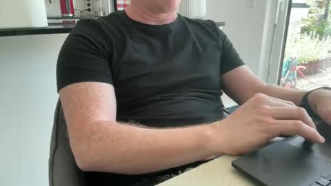 surfstar81 online show from 04-28-26, 09:14