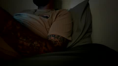 Snapshot of surkspins7s chatting on 10-26-25, 12:16 Snaptryz17 online show from 10-26-25, 12:16