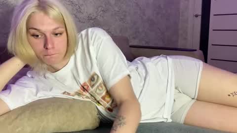 Vladiva online show from 10-15-25, 08:53