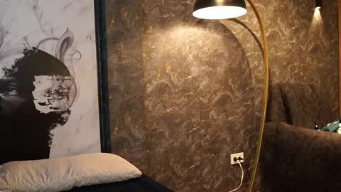 Snapshot of susan_wall chatting on 02-16-26, 12:56 susan_wall online show from 02-16-26, 12:56