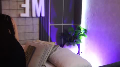 Snapshot of susan_wall chatting on 03-04-26, 01:06 susan_wall online show from 03-04-26, 01:06