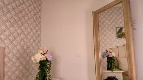 Snapshot of susana__sanchez chatting on 04-13-26, 11:27 SUSANA online show from 04-13-26, 11:27