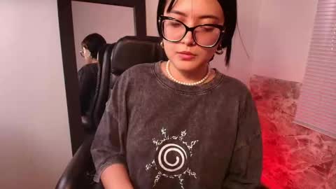 Snapshot of susana_hank chatting on 05-27-26, 07:44 susana online show from 05-27-26, 07:44