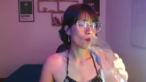 Snapshot of susana_w chatting on 01-07-25, 11:03 susana_w online show from 01-07-25, 11:03