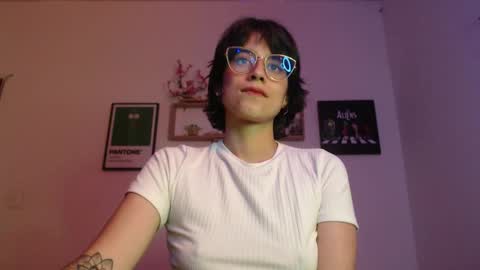 Snapshot of susana_w chatting on 01-18-25, 04:04 susana_w online show from 01-18-25, 04:04