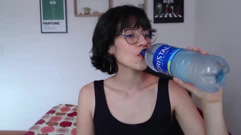 Snapshot of susana_w chatting on 02-10-25, 08:31 susana_w online show from 02-10-25, 08:31