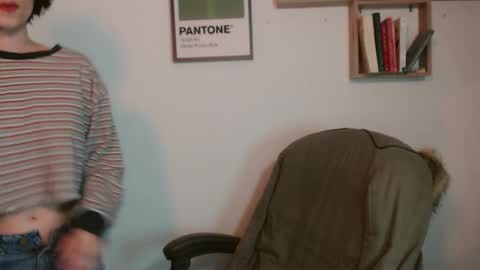 Snapshot of susana_w chatting on 11-12-25, 10:09 susana_w online show from 11-12-25, 10:09