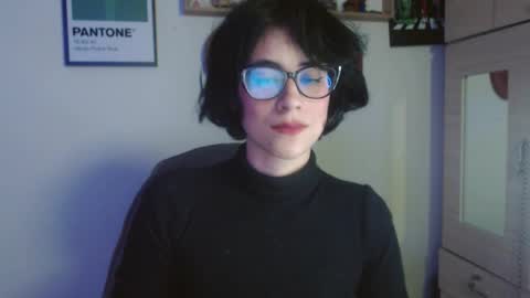 Snapshot of susana_w chatting on 11-24-25, 10:53 susana_w online show from 11-24-25, 10:53