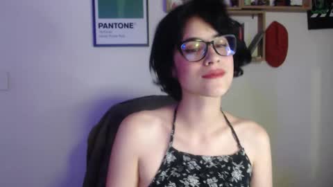 Snapshot of susana_w chatting on 11-26-25, 12:11 susana_w online show from 11-26-25, 12:11