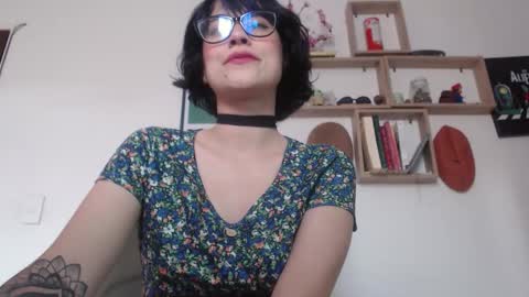 Snapshot of susana_w chatting on 12-16-25, 08:03 susana_w online show from 12-16-25, 08:03