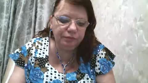 SusanaAhSun online show from 10-17-25, 10:51