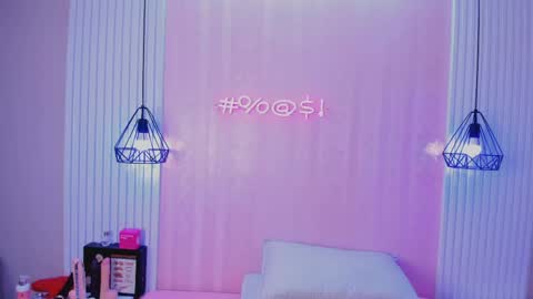 SusanaBell  online show from 04-25-26, 10:07