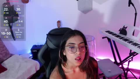 Susana hendrix    online show from 04-24-26, 06:21