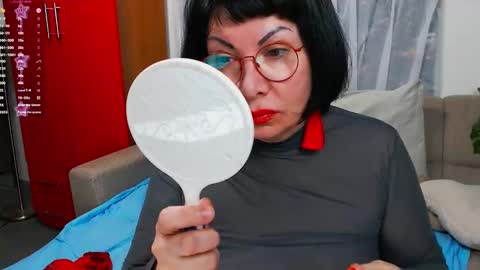 Snapshot of susanflower chatting on 01-29-25, 06:33 Susan online show from 01-29-25, 06:33