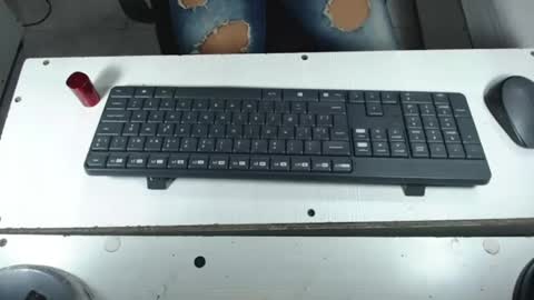 Snapshot of susanleroy chatting on 12-08-24, 12:29 susanleroy online show from 12-08-24, 12:29