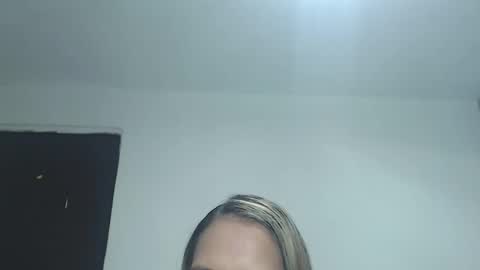 Snapshot of susanleroy chatting on 02-14-25, 08:52 susanleroy online show from 02-14-25, 08:52