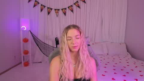 Susan online show from 10-25-25, 02:08