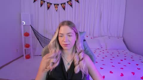 Susan online show from 10-28-25, 01:53