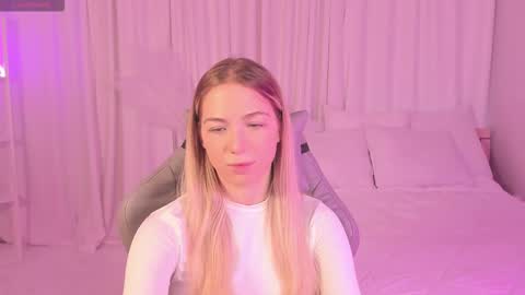 Susan online show from 12-02-25, 04:40