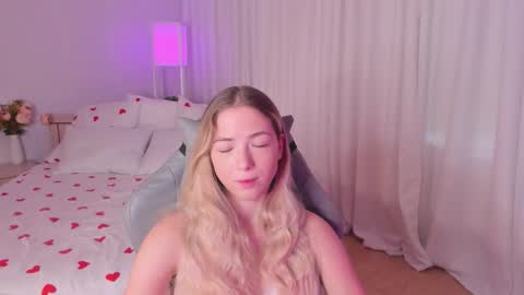 Susan online show from 12-14-25, 04:51