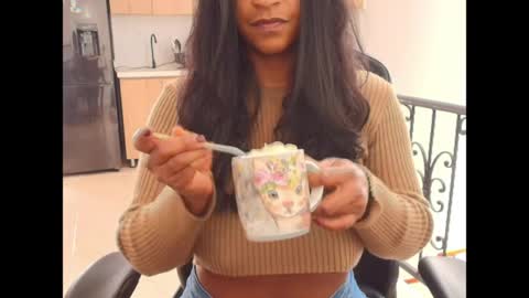 Susan Rhodes online show from 04-25-26, 04:15