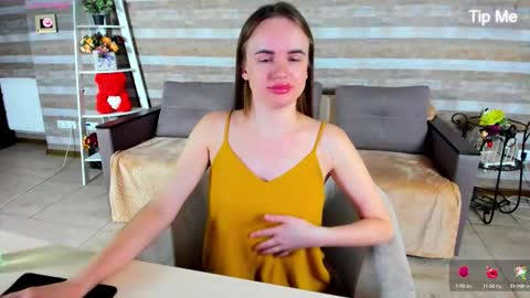 Snapshot of susansmitt chatting on 10-08-25, 10:07 susansmitt online show from 10-08-25, 10:07