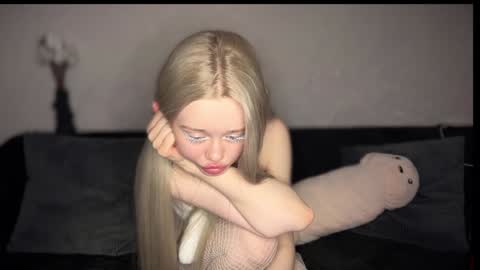 Sue online show from 02-06-25, 05:09