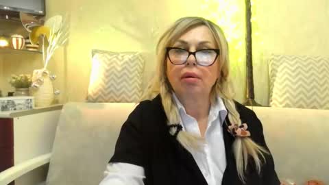 SusiexNoreen online show from 02-06-26, 03:37