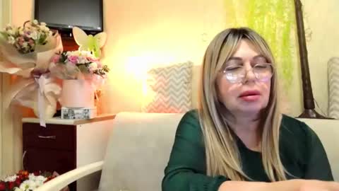 SusiexNoreen online show from 04-22-26, 02:14