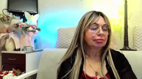 SusiexNoreen online show from 04-24-26, 01:41