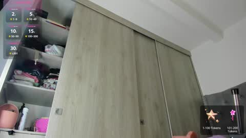 Snapshot of sussan_dream chatting on 01-07-25, 12:55 Juliana garcia online show from 01-07-25, 12:55