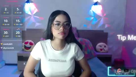 Susan online show from 02-11-25, 01:51