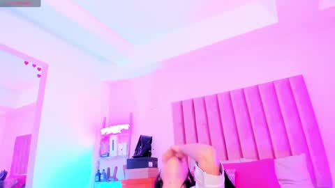 Sussan Nicole  online show from 02-06-25, 03:20