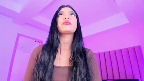 Sussan Nicole  online show from 10-01-25, 12:11