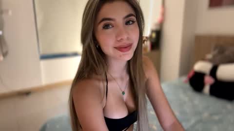  Susy  online show from 12-17-24, 10:43