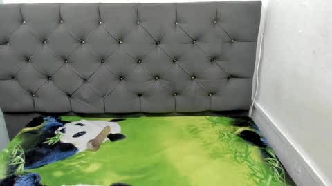 Snapshot of sussann_gomez chatting on 02-19-25, 11:38 sussann online show from 02-19-25, 11:38