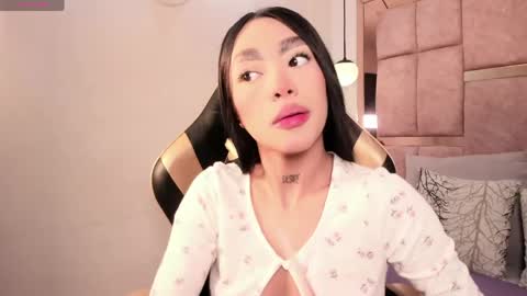 Sussie Tompsom online show from 04-27-26, 12:03