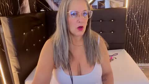 Sussy  online show from 05-24-26, 03:00