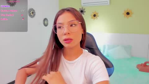 Snapshot of sussy_sweet4u chatting on 01-31-25, 09:37 sussy_sweet4u online show from 01-31-25, 09:37