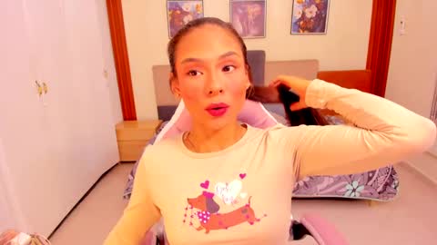 Snapshot of sussy_sweet4u chatting on 09-21-25, 08:27 sussy_sweet4u online show from 09-21-25, 08:27