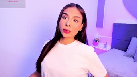 sussy_sweet4u online show from 11-08-25, 09:42