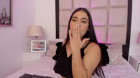 Snapshot of sussyfoxx_ chatting on 03-22-26, 03:21 sussyfoxx_ online show from 03-22-26, 03:21